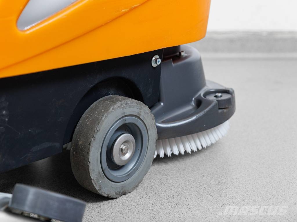 Taski Swingo 755 B - NEW BATTERIES Strojevi za čiščenje i ribanje podova