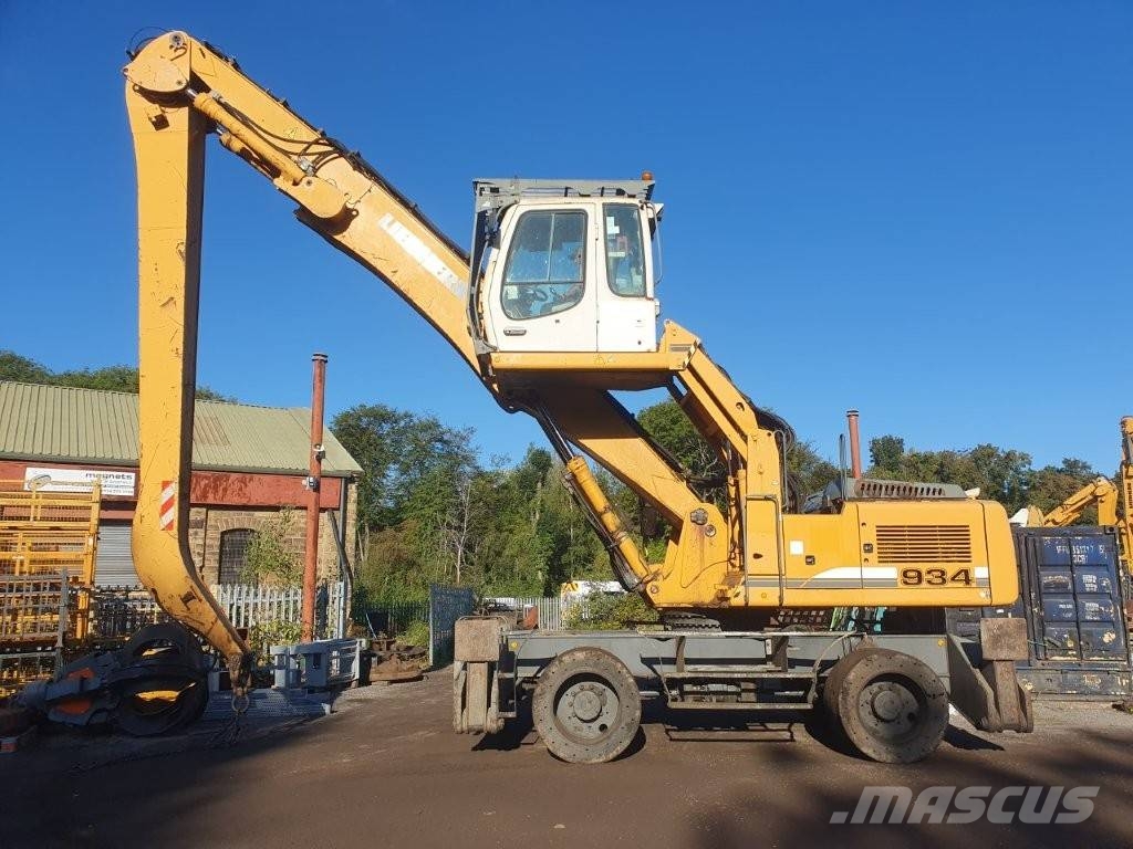 Liebherr A 934 C Manejadores de residuos industriales