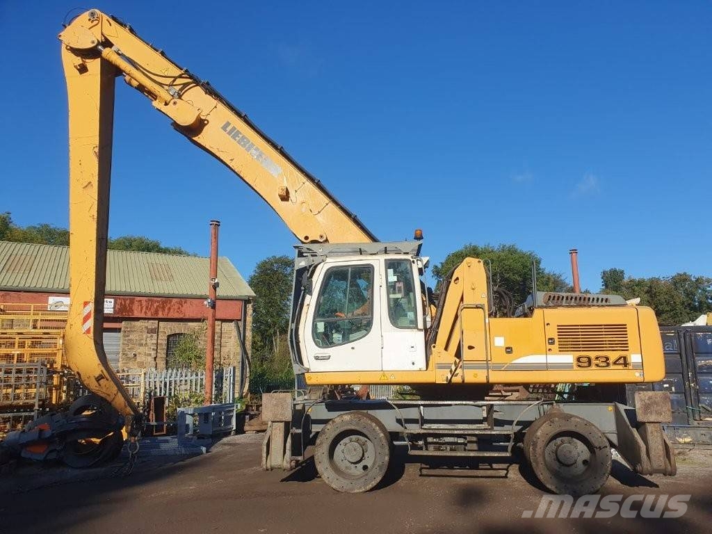 Liebherr A 934 C Manejadores de residuos industriales