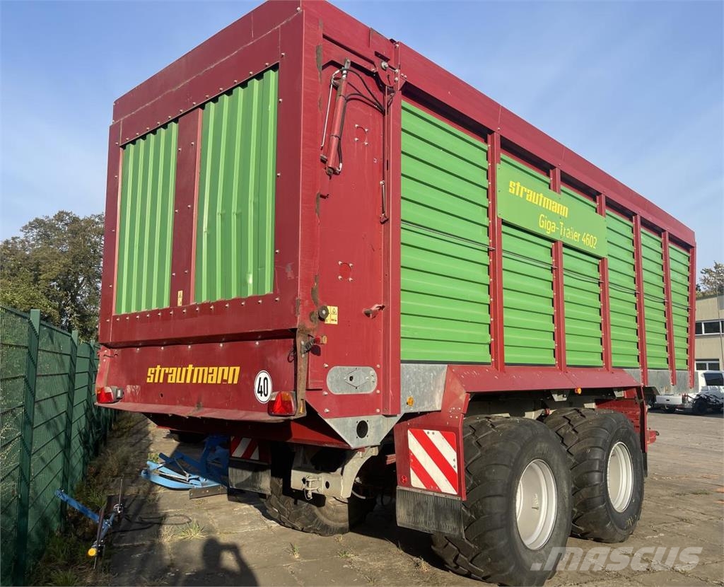 Strautmann GIGA Trailer 4602 Getreideanhänger