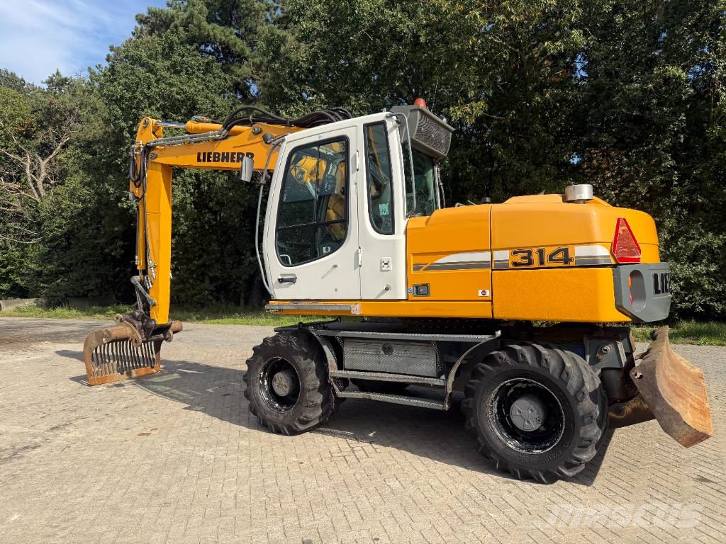 Liebherr A 314 Litronic Bagri na kolesih