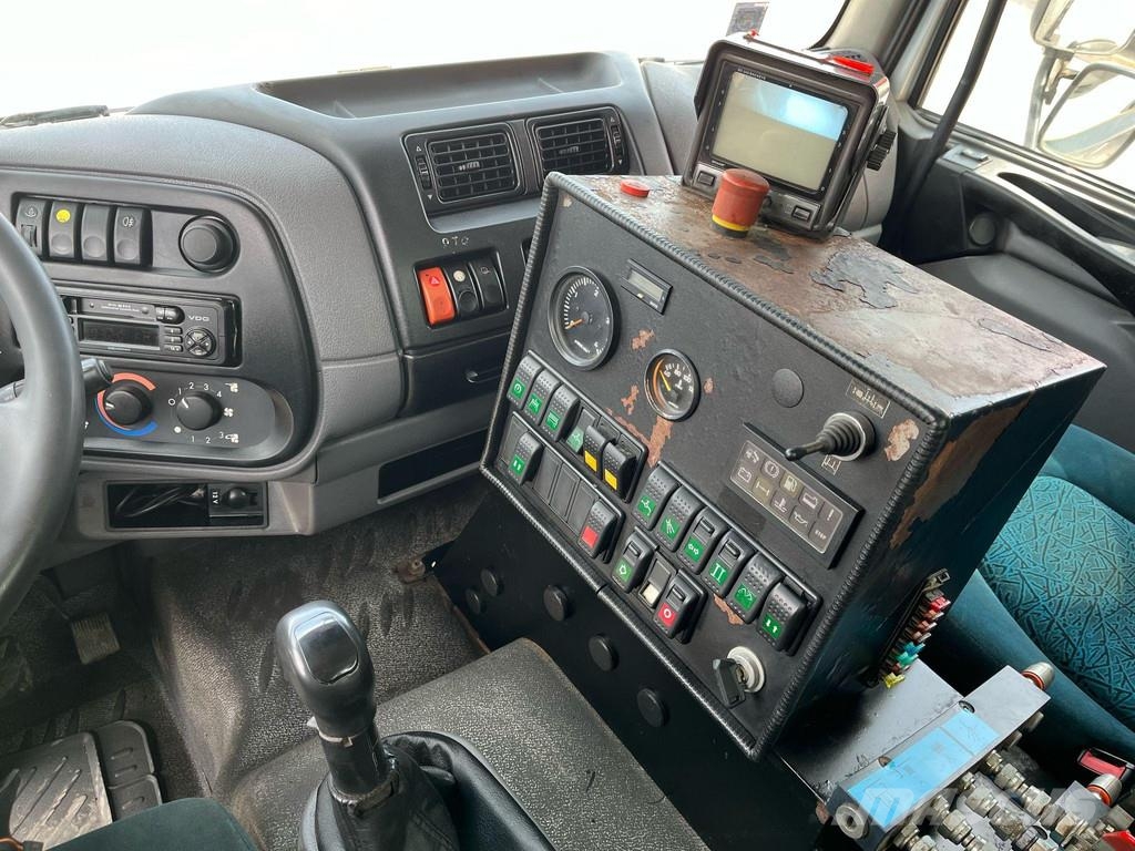 DAF LF 55.180 4x2 Schmidt SK 600 Dual LP Підмітальні машини
