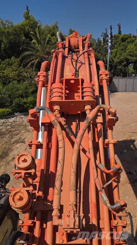 Hitachi Zaxis 470 LCH 履带挖掘机