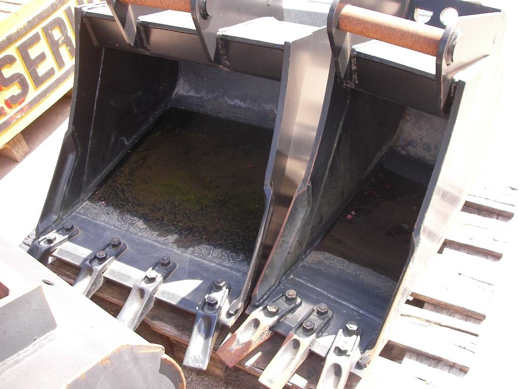 Divers Excavator