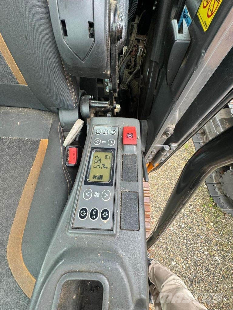 CASE CX 180 D Pelle sur chenilles