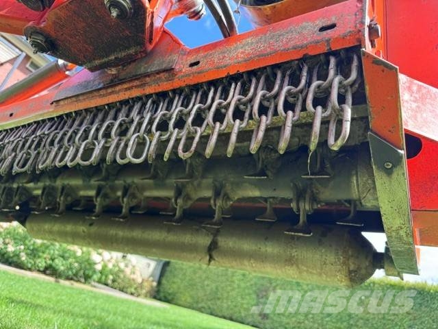 Agrimaster Micro 150 zijklepelmaaier met hamerklepels Pasture mowers and toppers