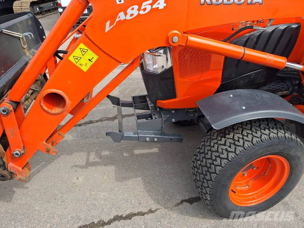 Kubota L2-602 Tractores compactos