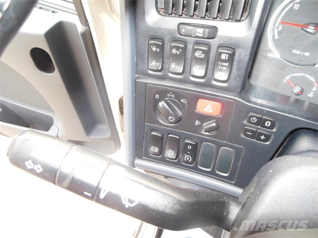 Scania R410, LowDeck, Retarder 트랙터 유닛