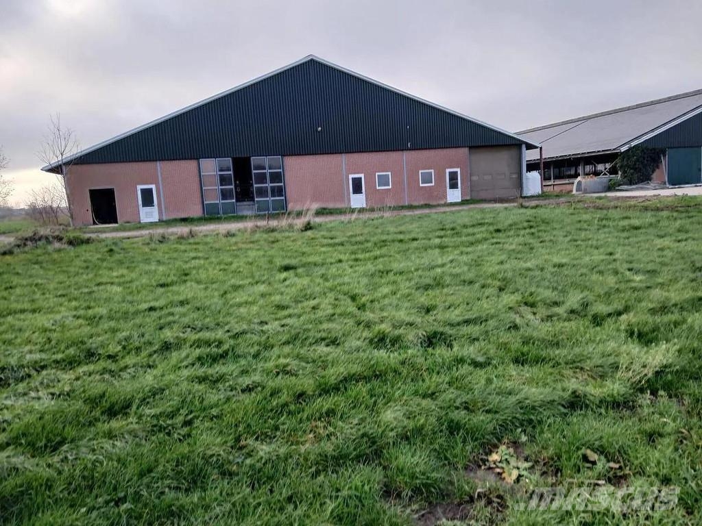 Complete barn Muu farmitehnika ja tarvikud