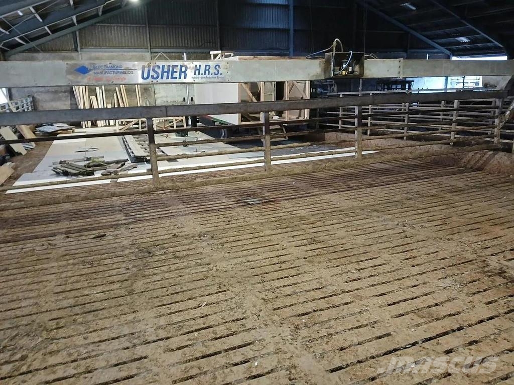 Complete barn Muu farmitehnika ja tarvikud
