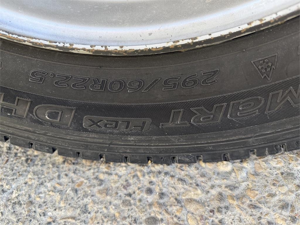 Ford F séria VIN 449 Vetopöytäautot