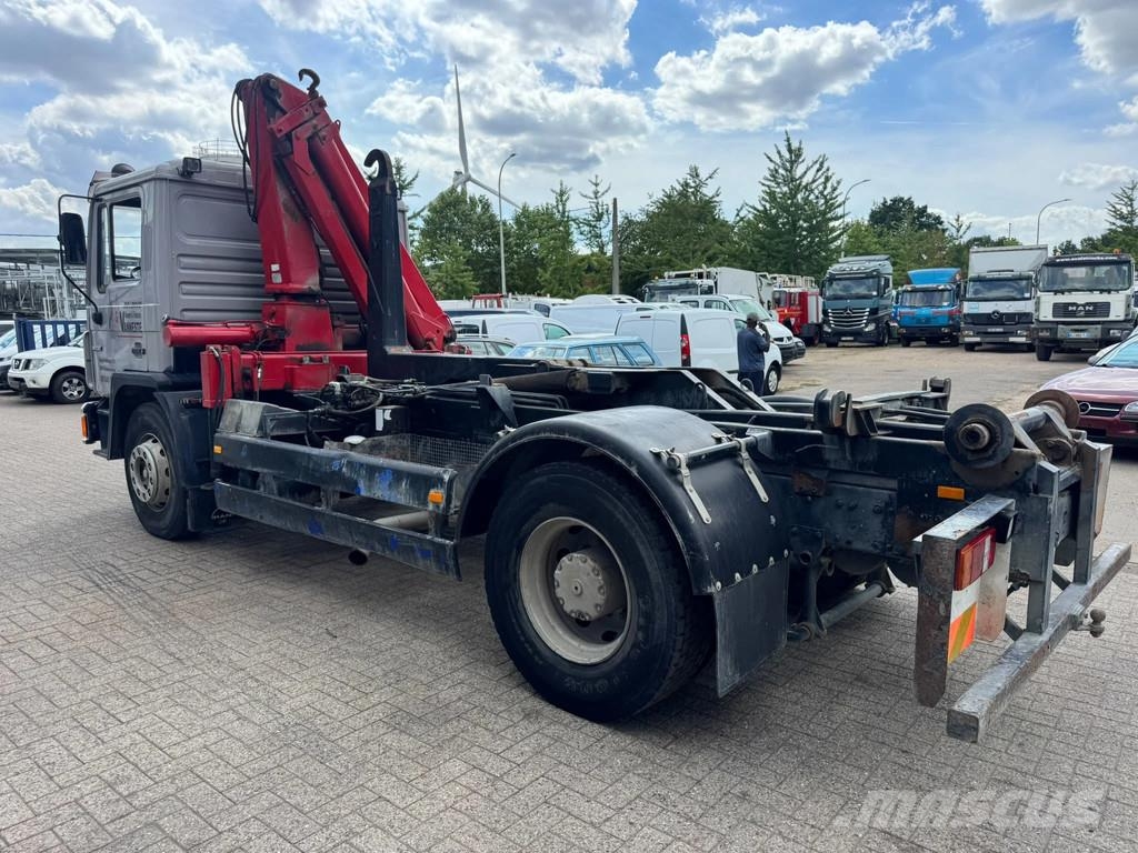 MAN 18 **18.232-BELGIAN TRUCK-HOOK+CRANE** Camiones polibrazo
