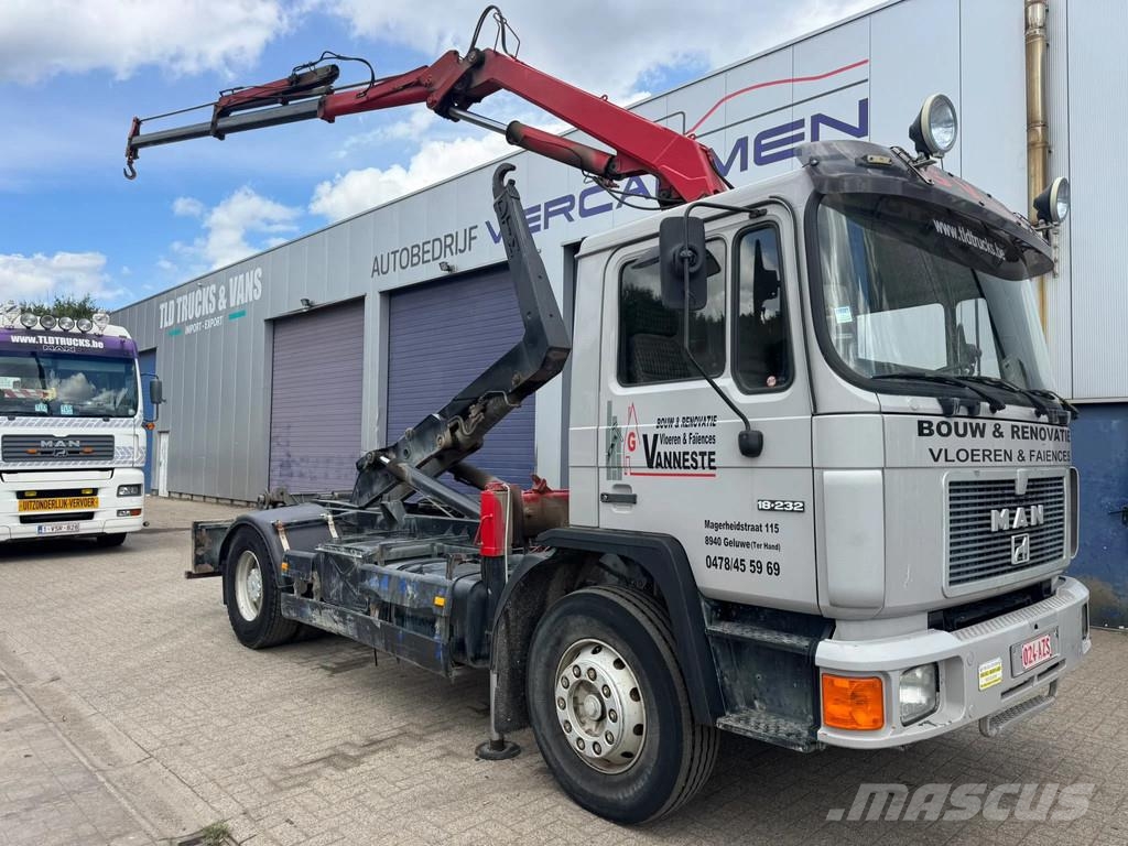 MAN 18 **18.232-BELGIAN TRUCK-HOOK+CRANE** Camiones polibrazo