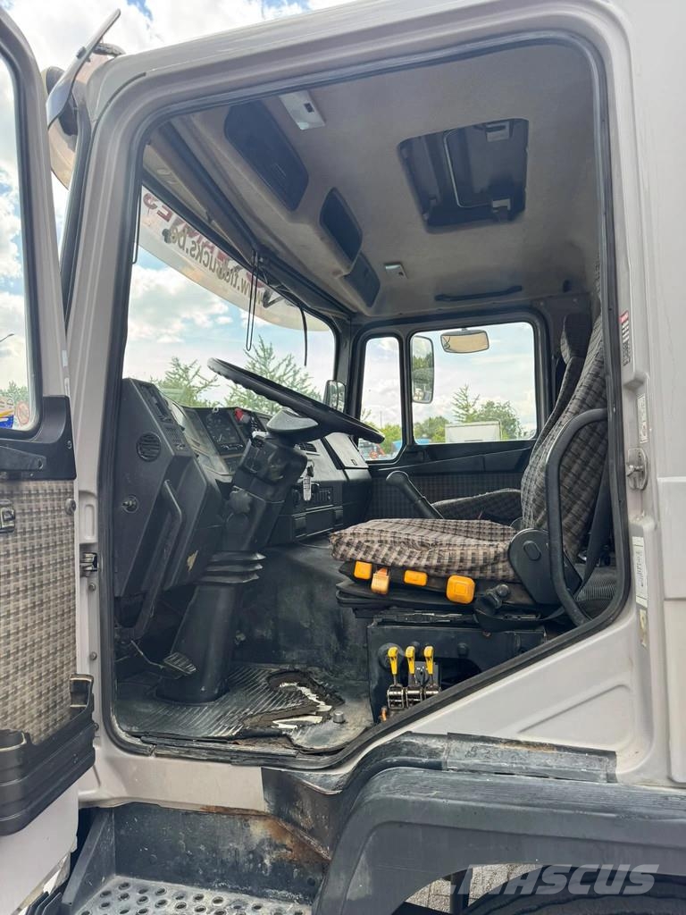 MAN 18 **18.232-BELGIAN TRUCK-HOOK+CRANE** Camiones polibrazo
