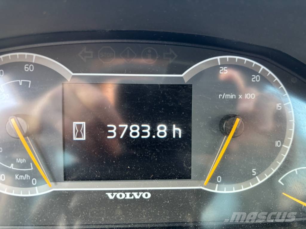 Volvo L 220 H Rataslaadurid