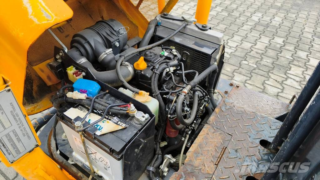 Yanmar C 12 R-B Гусеничні самоскиди