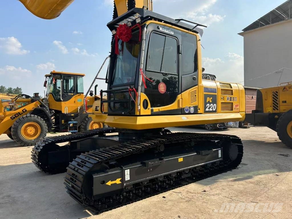 Komatsu 220 Escavadeiras de esteiras