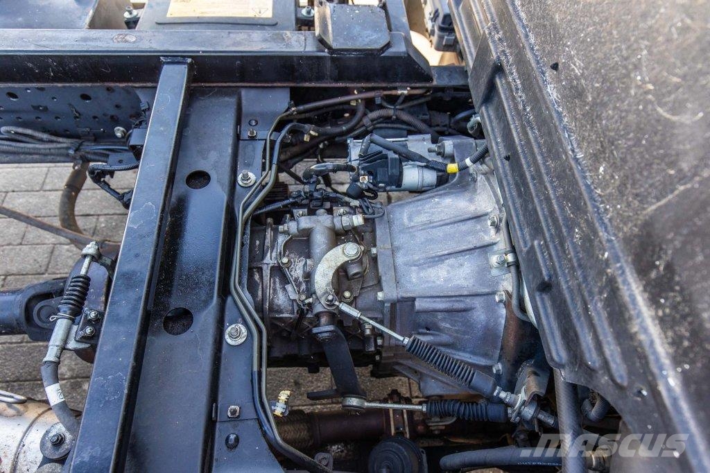 Isuzu NPR 75 Vlečna vozila za tovornjake