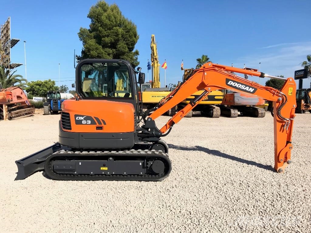 Doosan DX 63-3 Εκσκαφάκι (διαβολάκι) < 7t