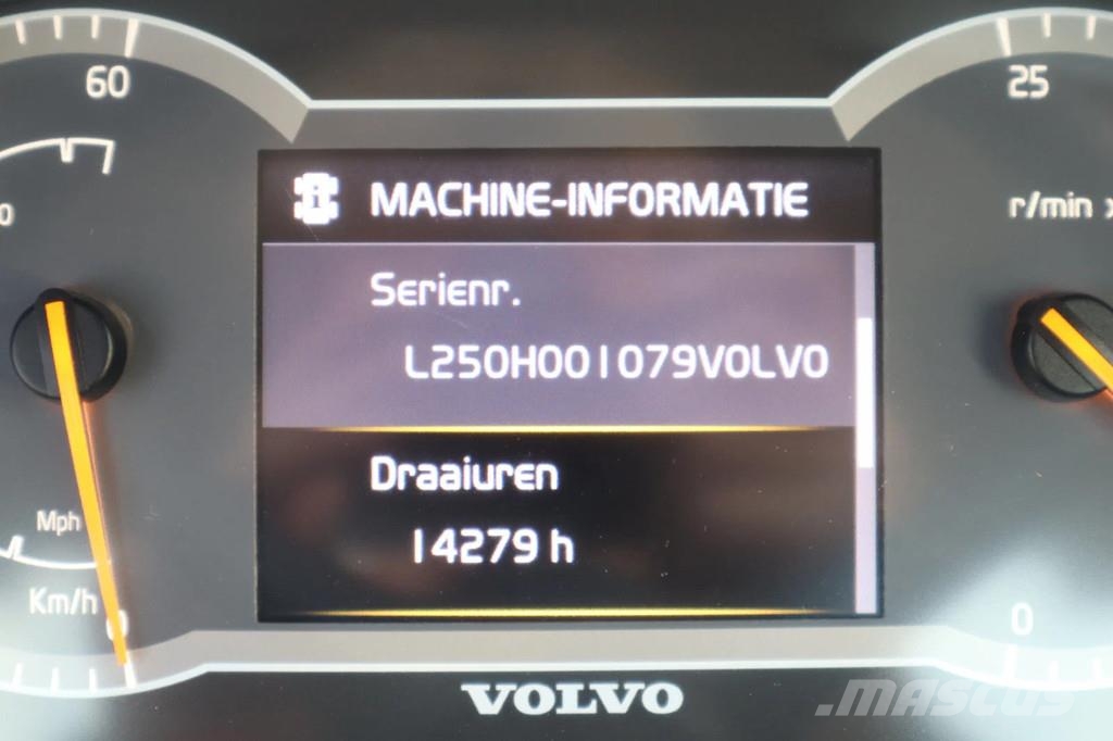 Volvo L250H | CDC | BSS | CENTRAL LUBE | AIRCO Pale gommate