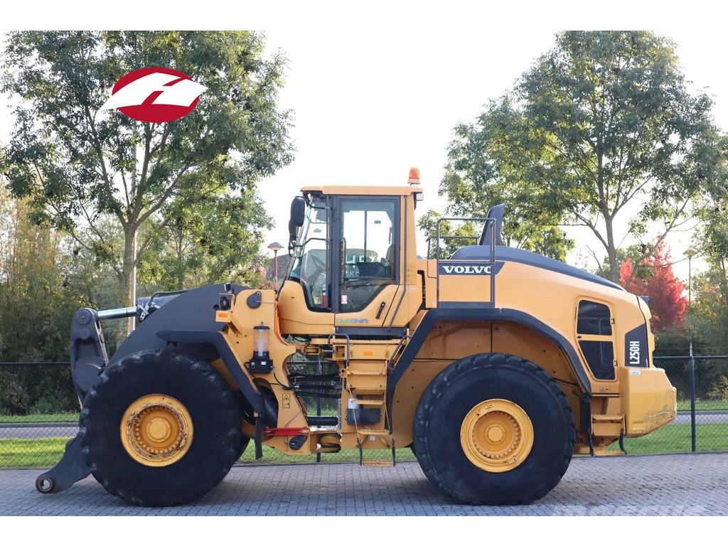 Volvo L250H | CDC | BSS | CENTRAL LUBE | AIRCO Pale gommate