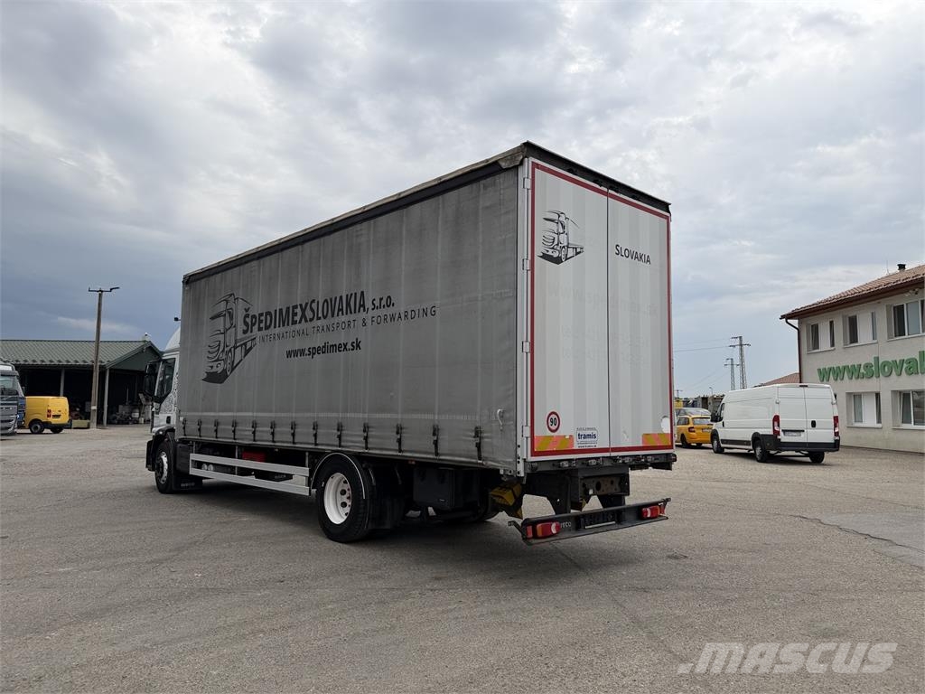 Iveco Iný model VIN 821 Camiones de caja de lona