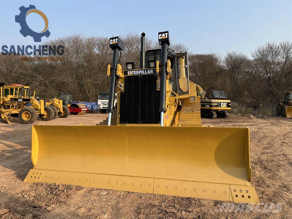 CAT D7R Гусеничные бульдозеры