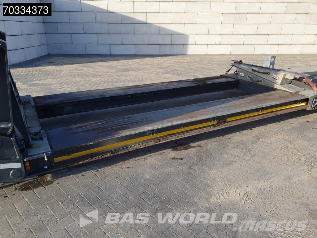 Meusburger MTS-3 3 axles Gooseneck Extendable Steering Axle نصف مقطورة مسطحة منخفضة