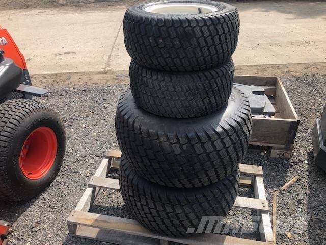 Iseki TXGS24 TURF WHEELS & TYRES Pneus Agrícolas
