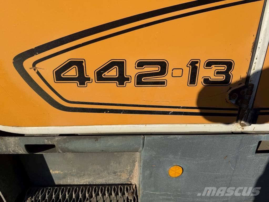 Liebherr TL 442-13 Łyżka Widły Telescopische wielladers