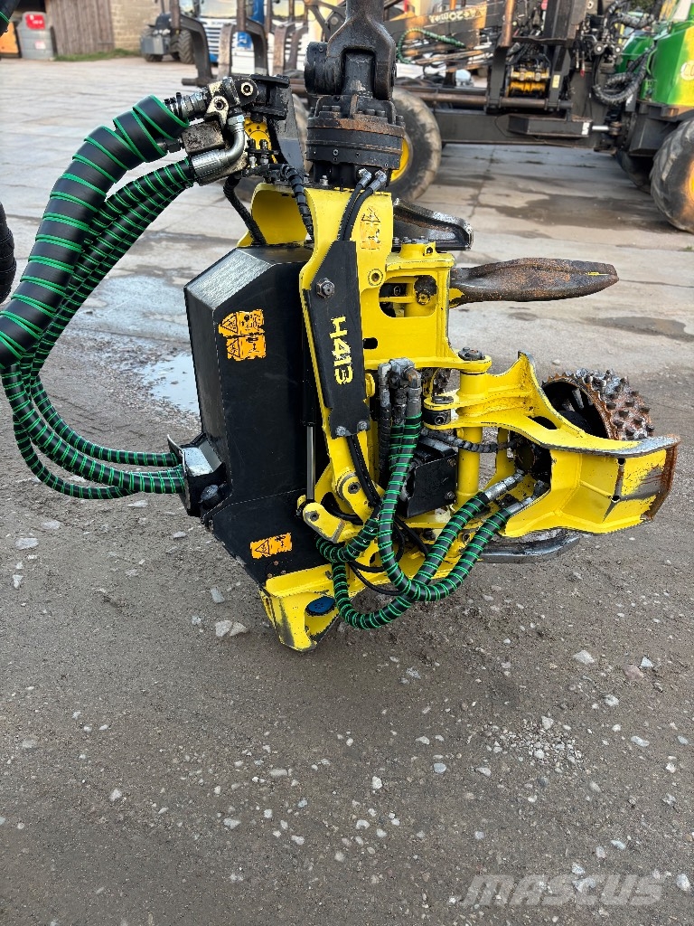 John Deere 1070 E Harwestery