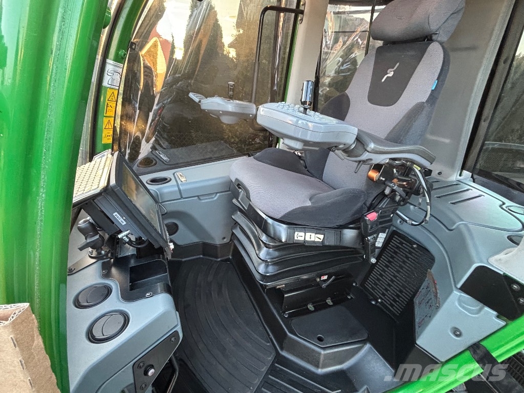 John Deere 1070 E Harwestery