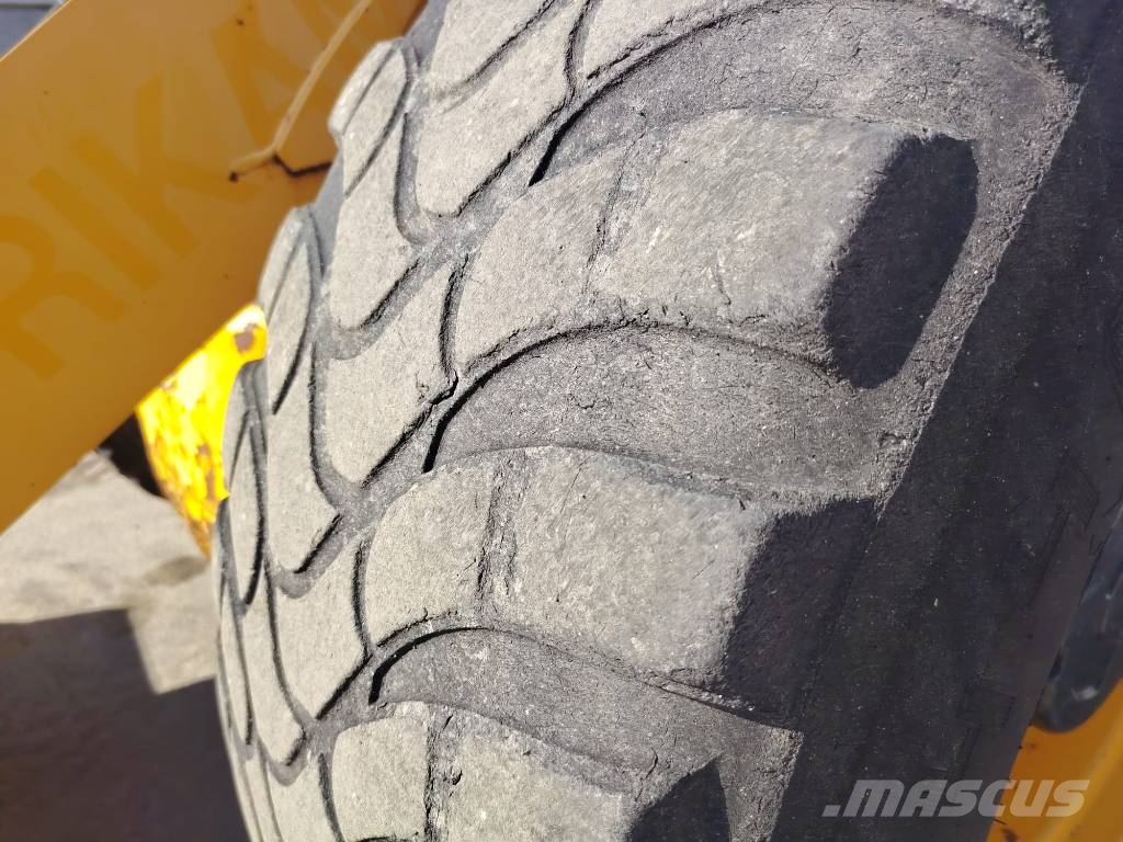 JCB 4 CX Eco Buldoexcavatoare