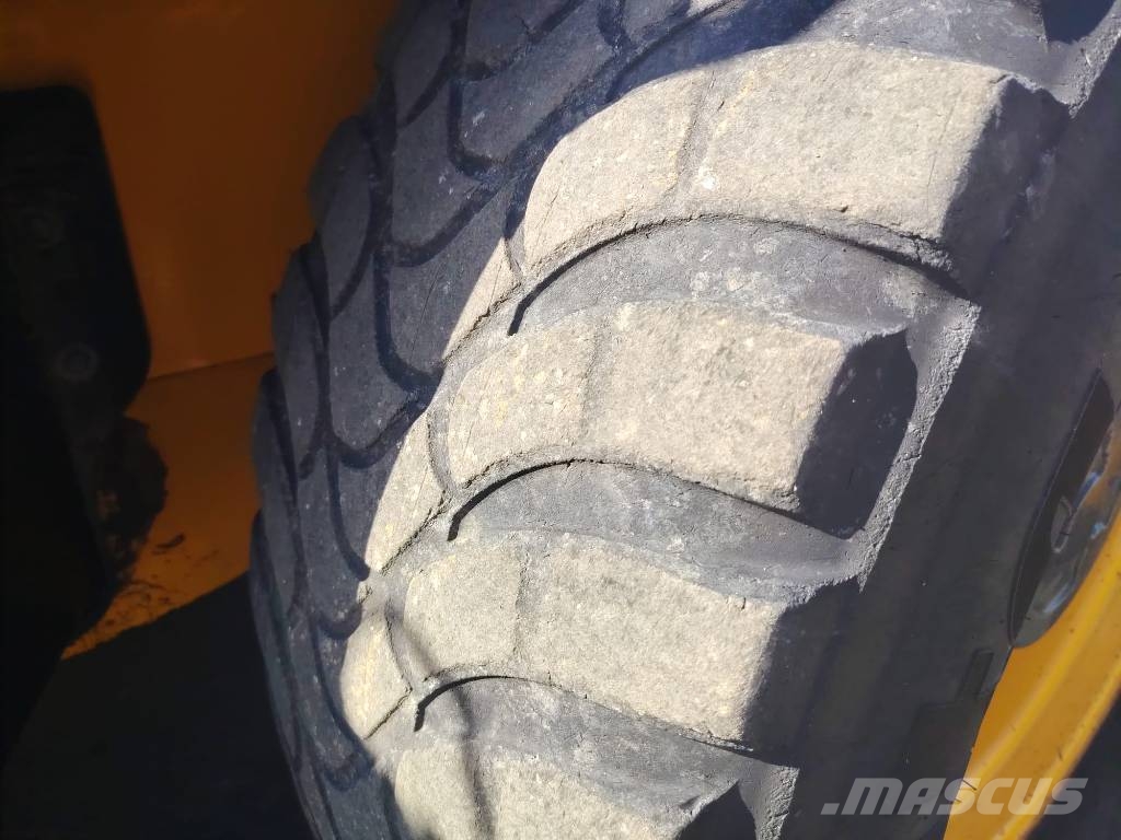 JCB 4 CX Eco Buldoexcavatoare