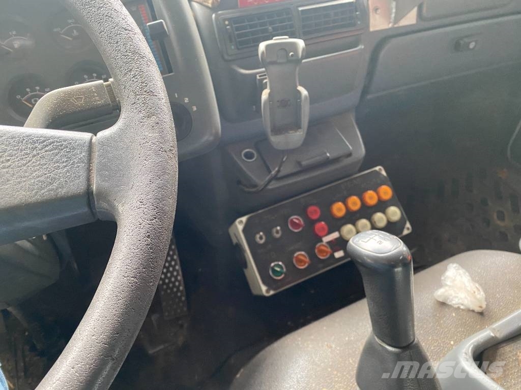 DAF AE55CE Vlečne dvižne ploščadi