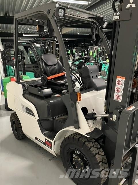 Mitsubishi FD25N3 Diesel heftrucks
