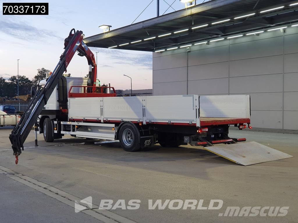 Volvo FM 330 FM 4X2 EFFER 125/4S Crane Kran 1500kg Tailg Platformas/izkraušana no sāniem