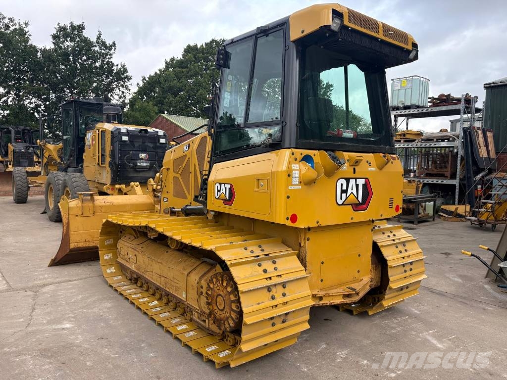 CAT D 3 LGP Bulldozer
