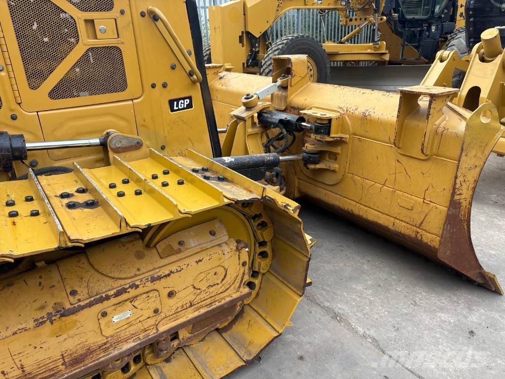 CAT D 3 LGP Bulldozer