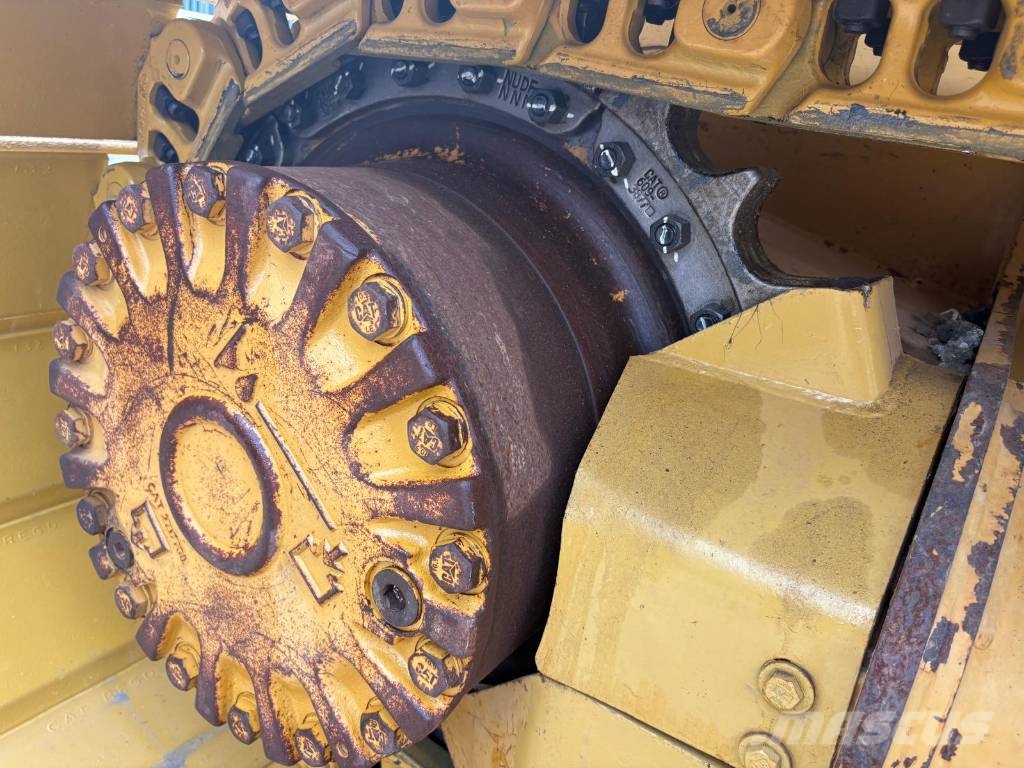 CAT D 3 LGP Bulldozer