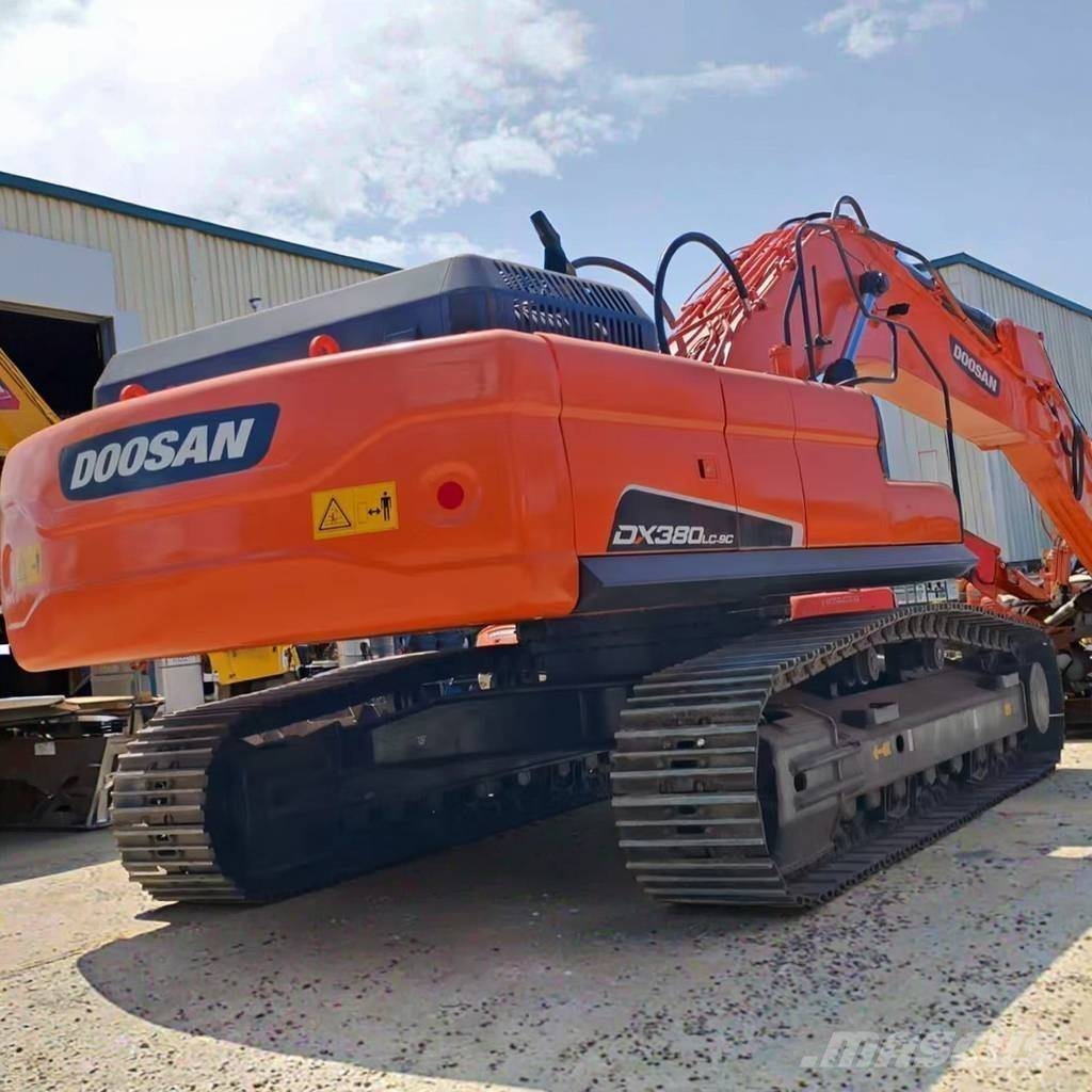 Doosan DX 380 LC Rupsgraafmachines