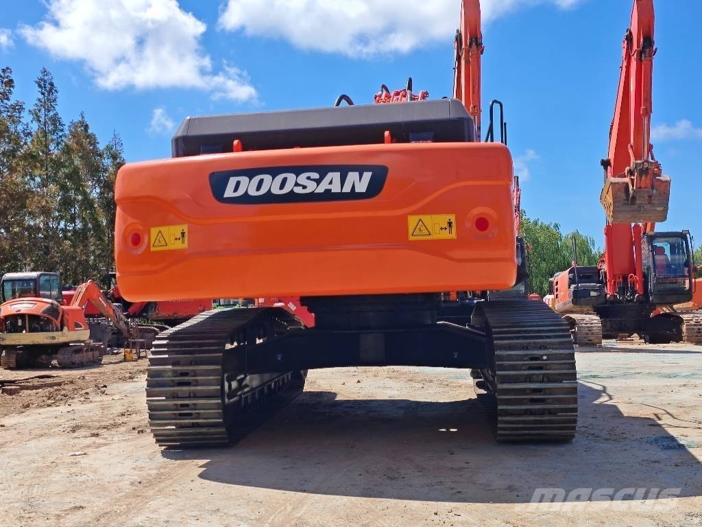 Doosan DX 380 LC Rupsgraafmachines