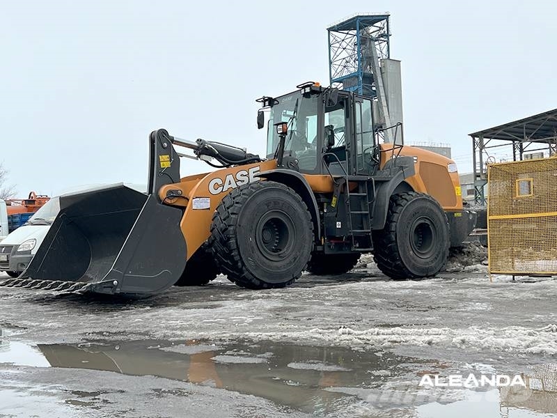 CASE 1121 F Фронтальні навантажувачі