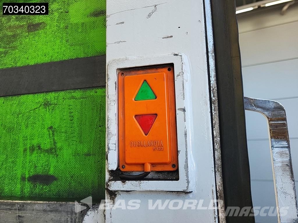 Volvo FL 250 4X2 18tonnner curtainsides 2000kg Ladebordw Tentautod