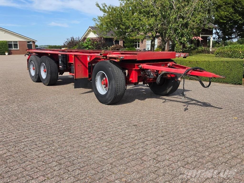 Pacton 2822 C-2 3-axle Pacton container trailer with lift Konteinerių puspriekabės