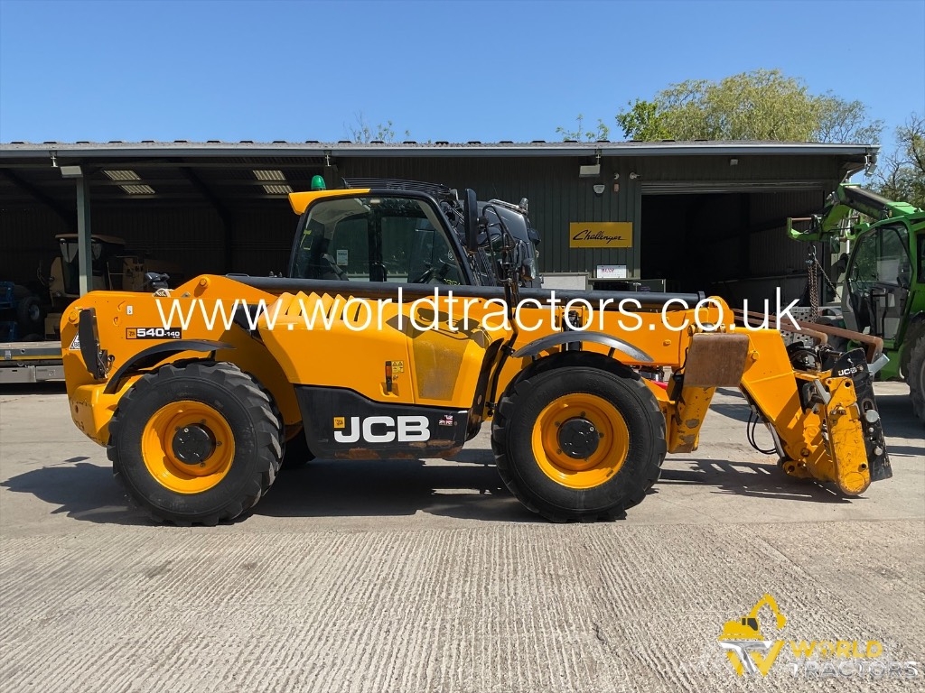 JCB 540-140 Chariot télescopique