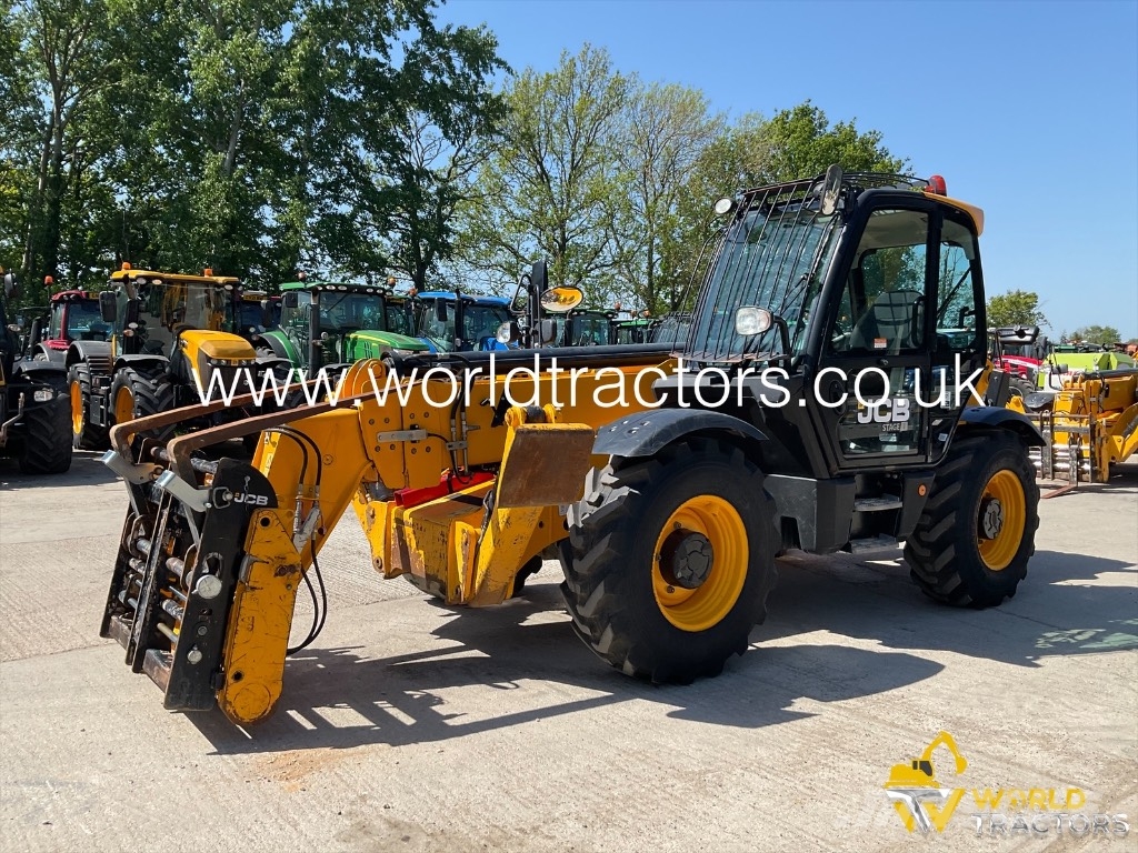 JCB 540-140 Chariot télescopique