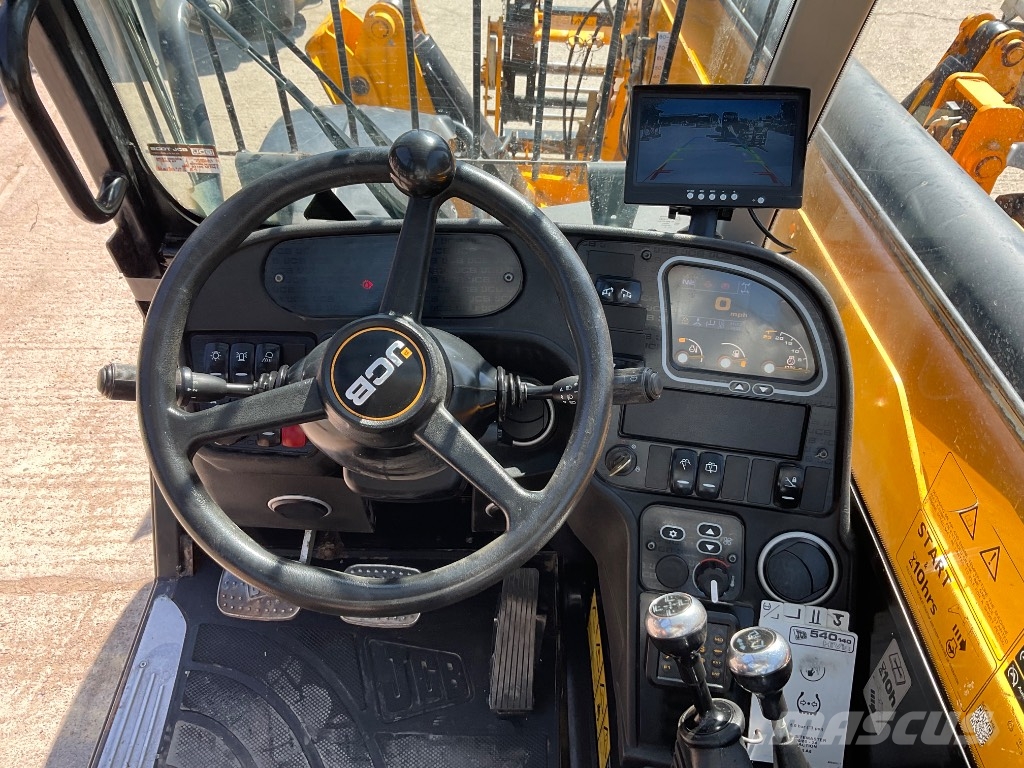 JCB 540-140 Chariot télescopique