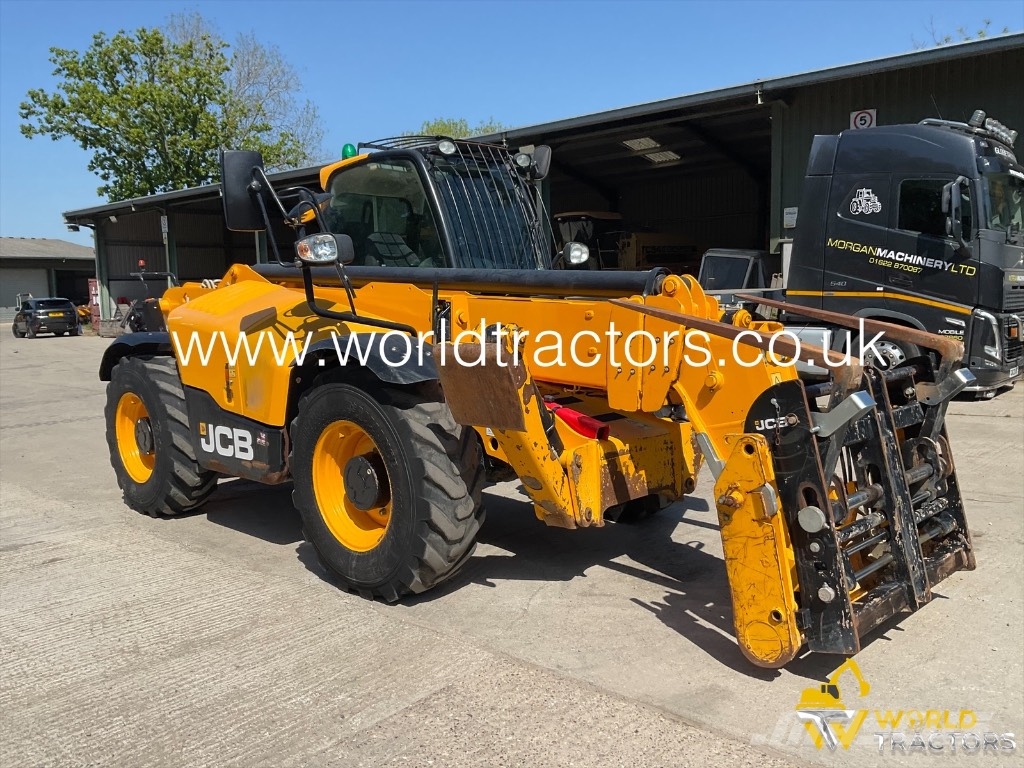 JCB 540-140 Chariot télescopique