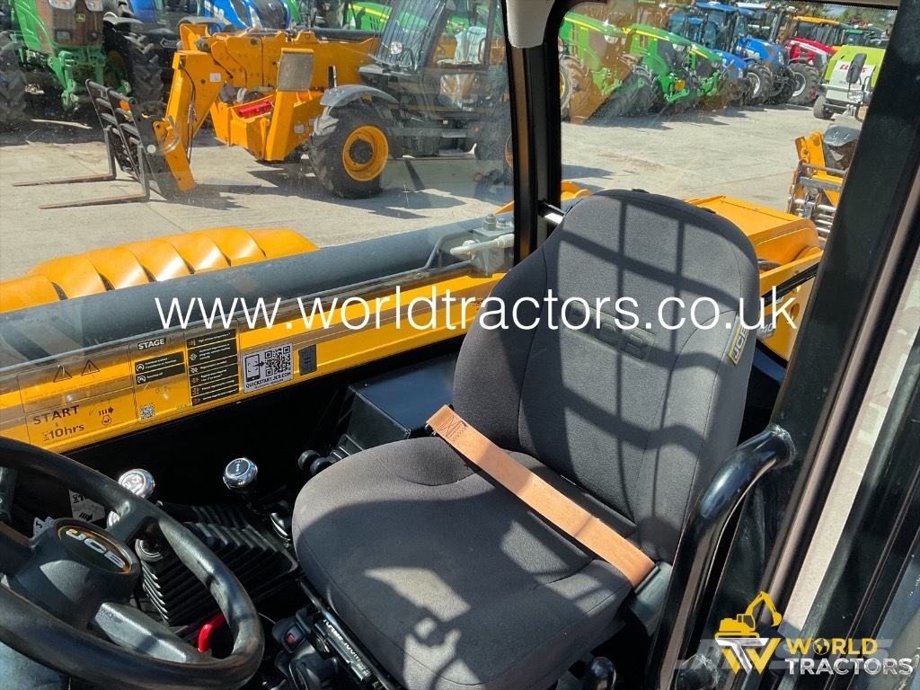 JCB 540-140 Chariot télescopique